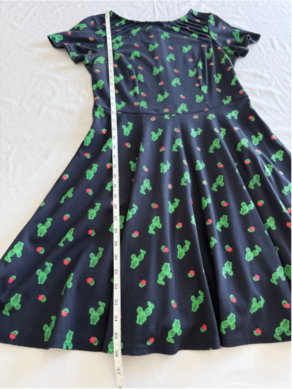 Women's Unique Vintage Cactus Print Dress, Size L, Black and Green - Picture 9 of 10